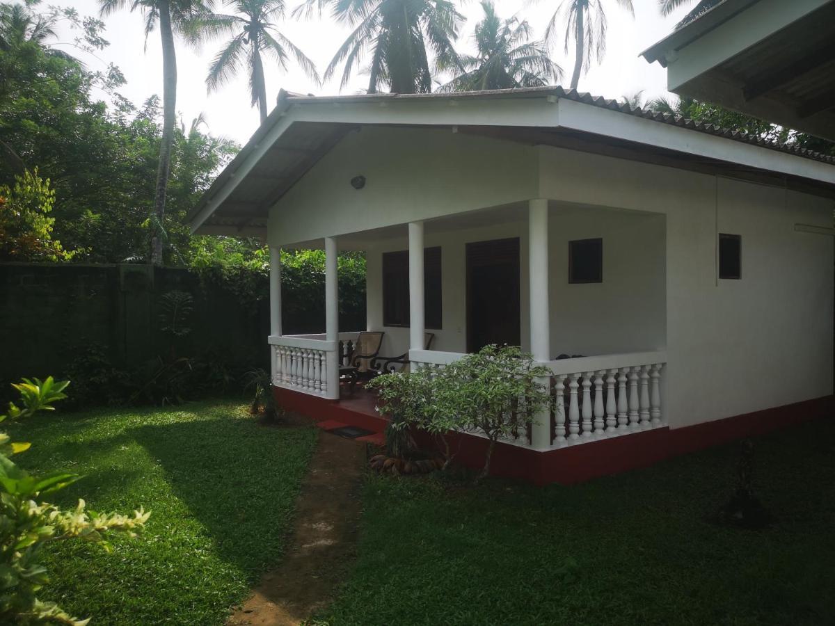 Vidisa Hotel Hikkaduwa Exterior photo