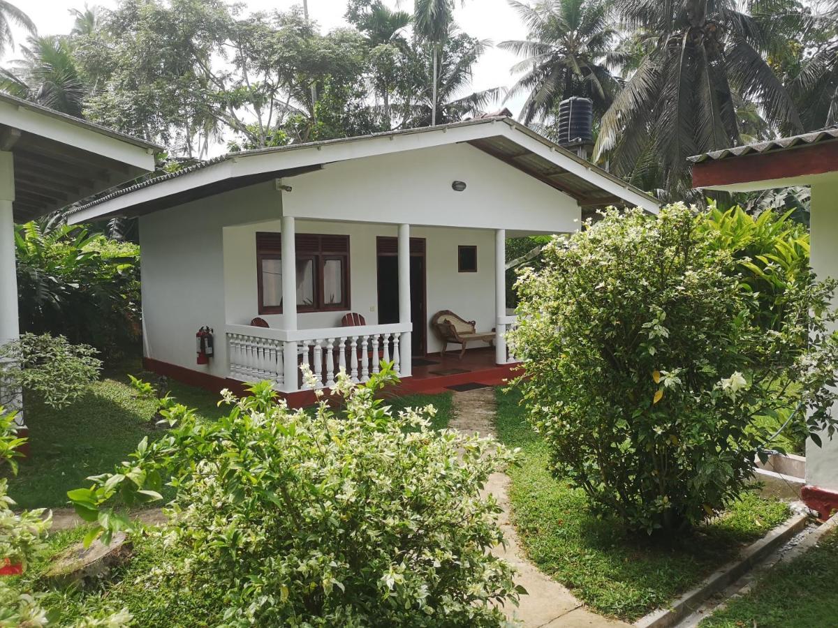 Vidisa Hotel Hikkaduwa Exterior photo