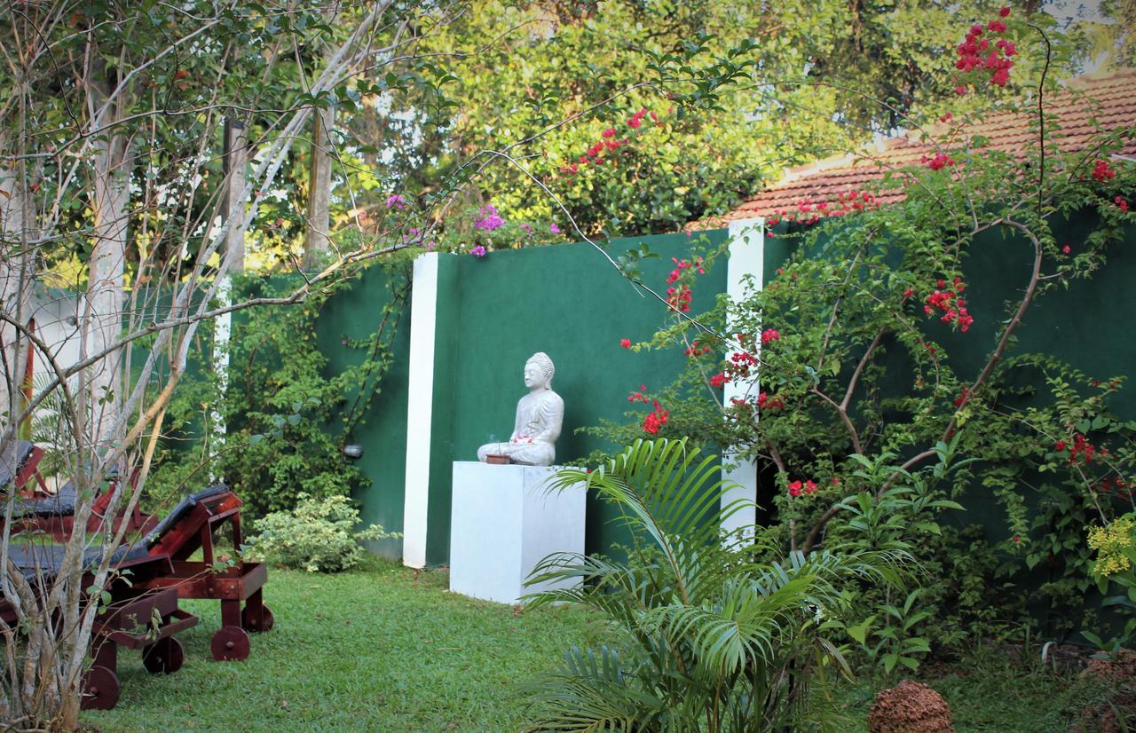 Vidisa Hotel Hikkaduwa Exterior photo